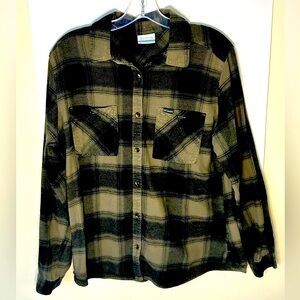 Columbia Men’s Flannel Shirt Size L Plaid Button-Up Outdoor Casual